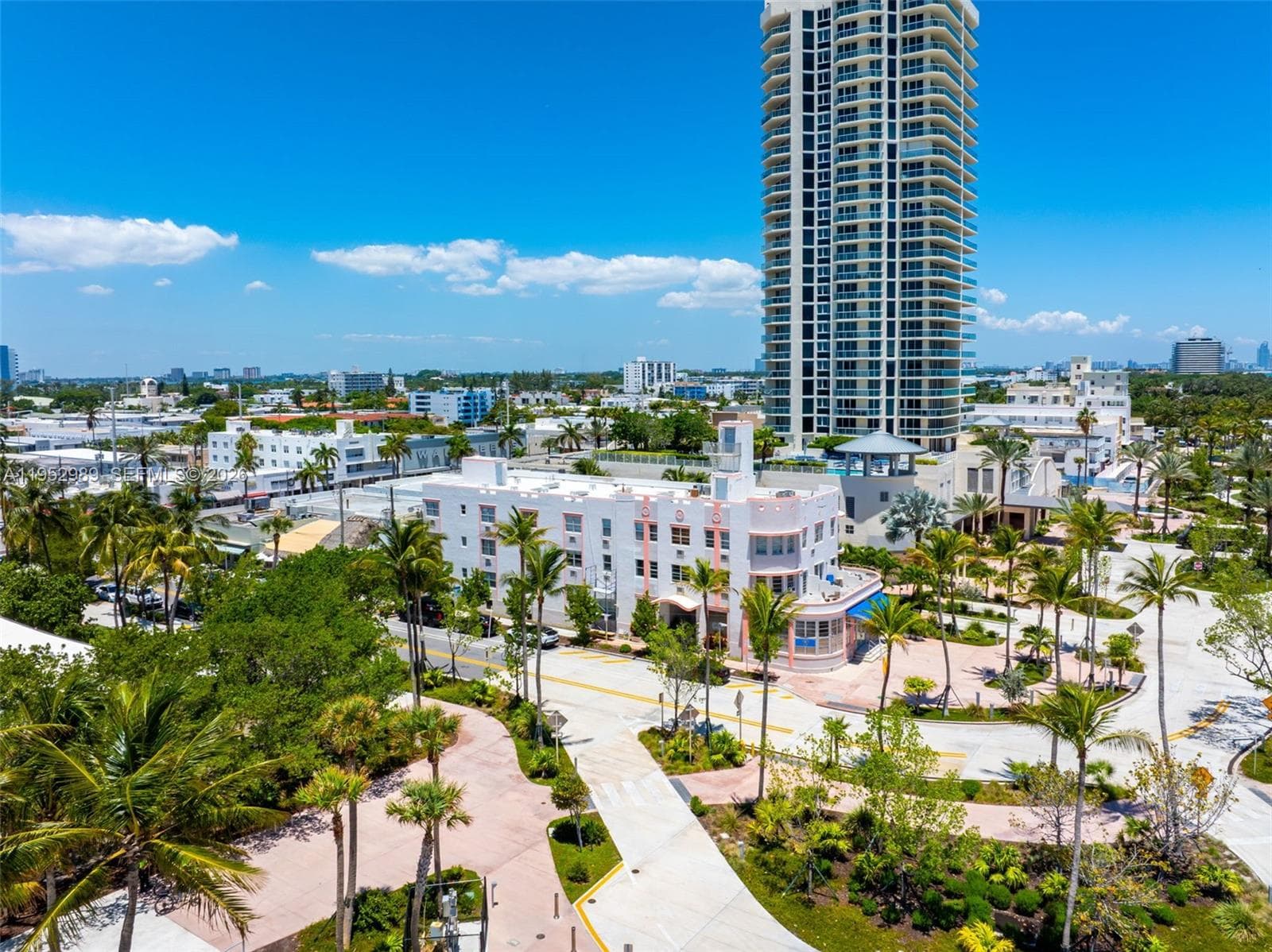 A11952989 — Miami Beach — 9