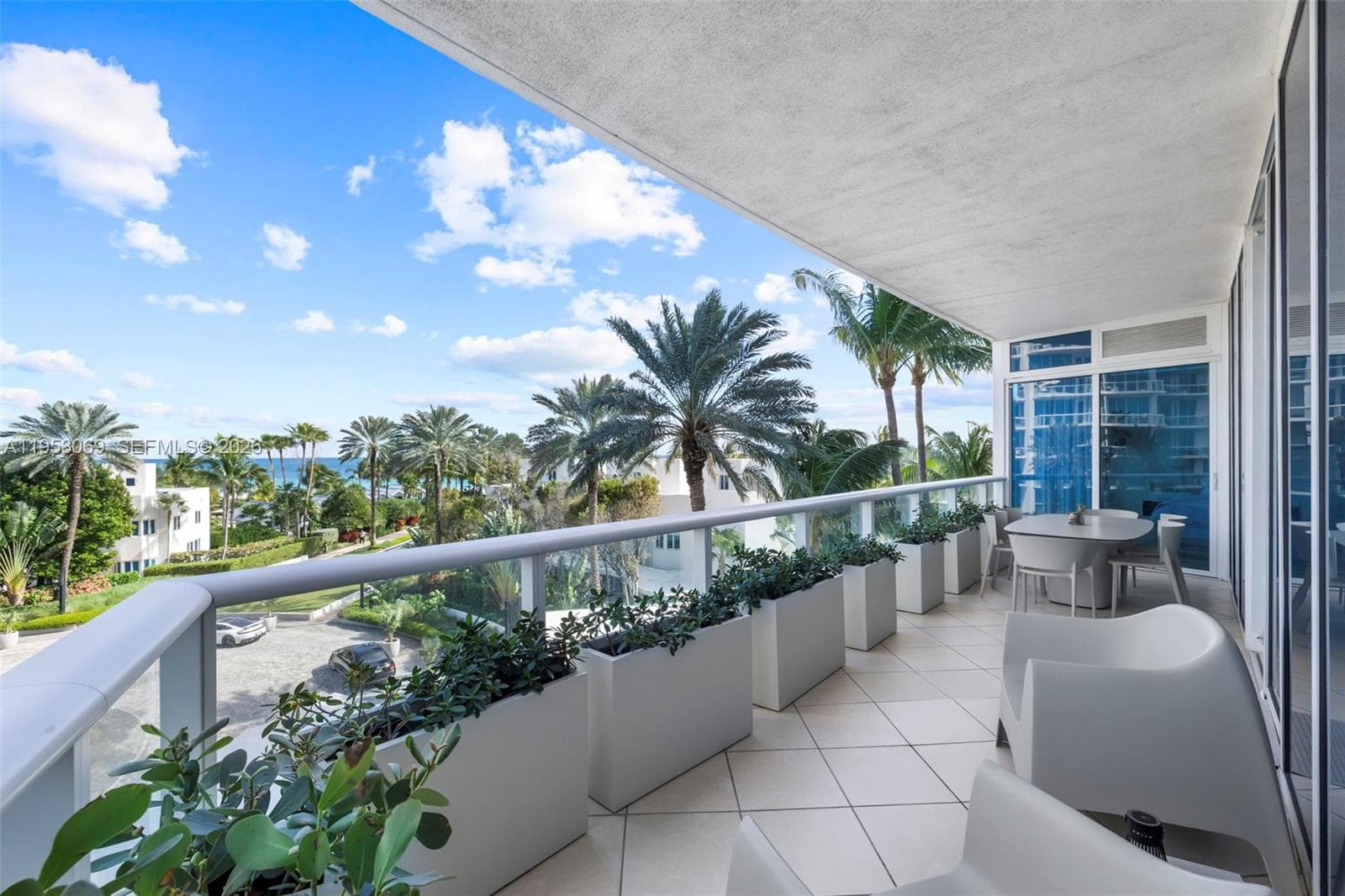 A11953069 — Miami Beach — 23