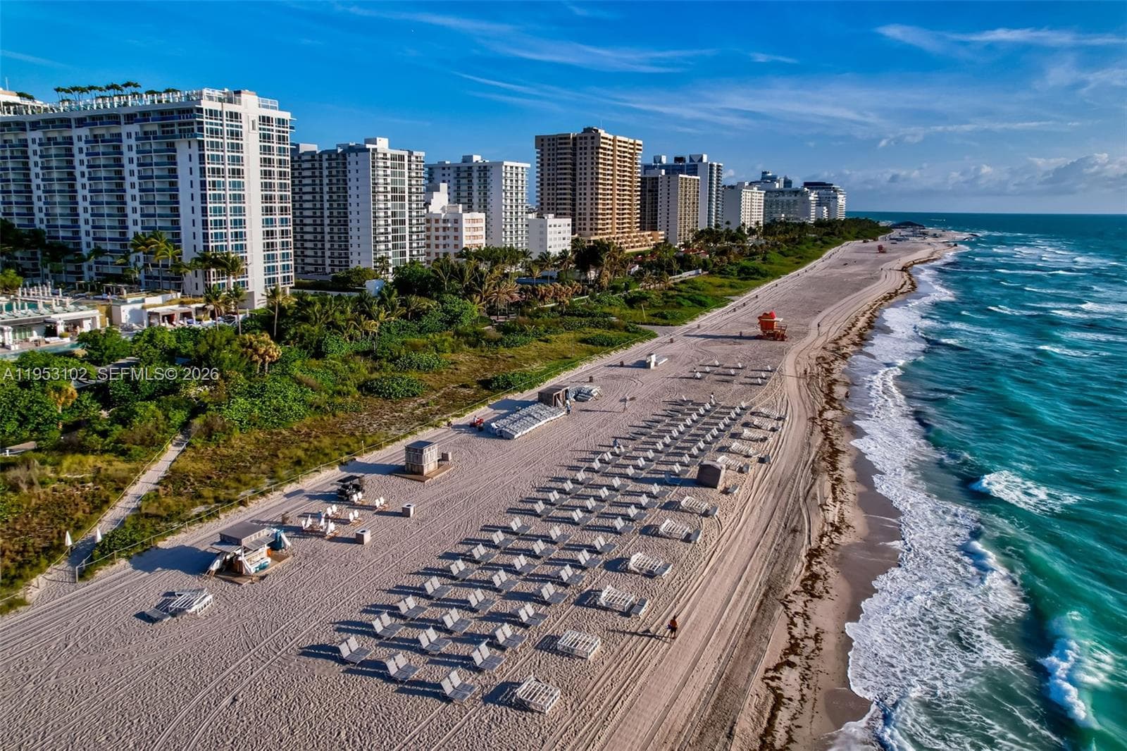 A11953102 — Miami Beach — 21