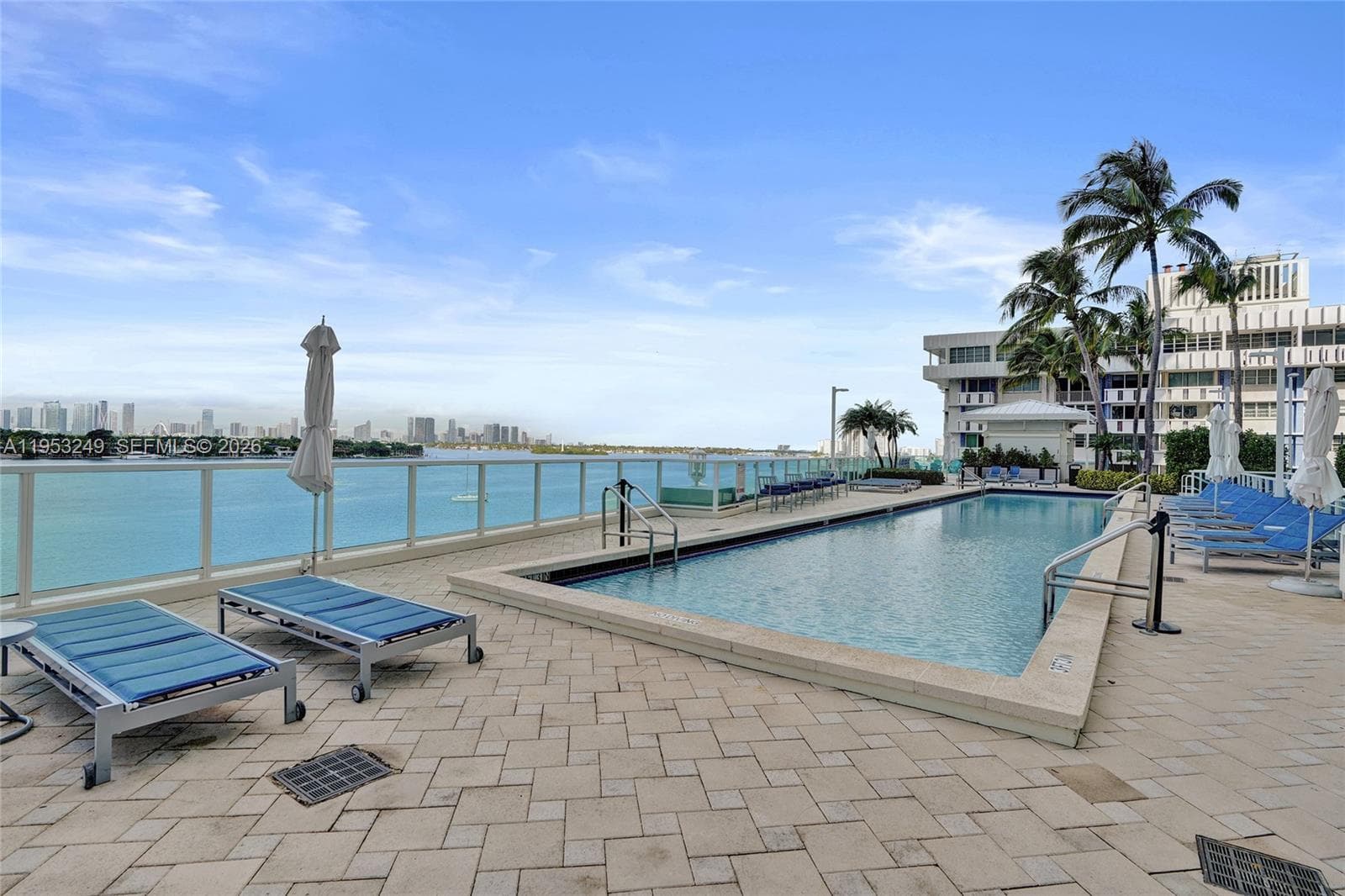 A11953249 — Miami Beach — 46