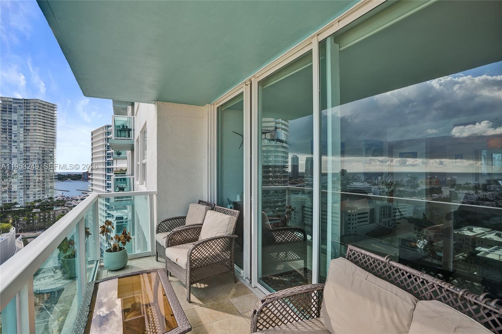 A11953249 — Miami Beach — 32