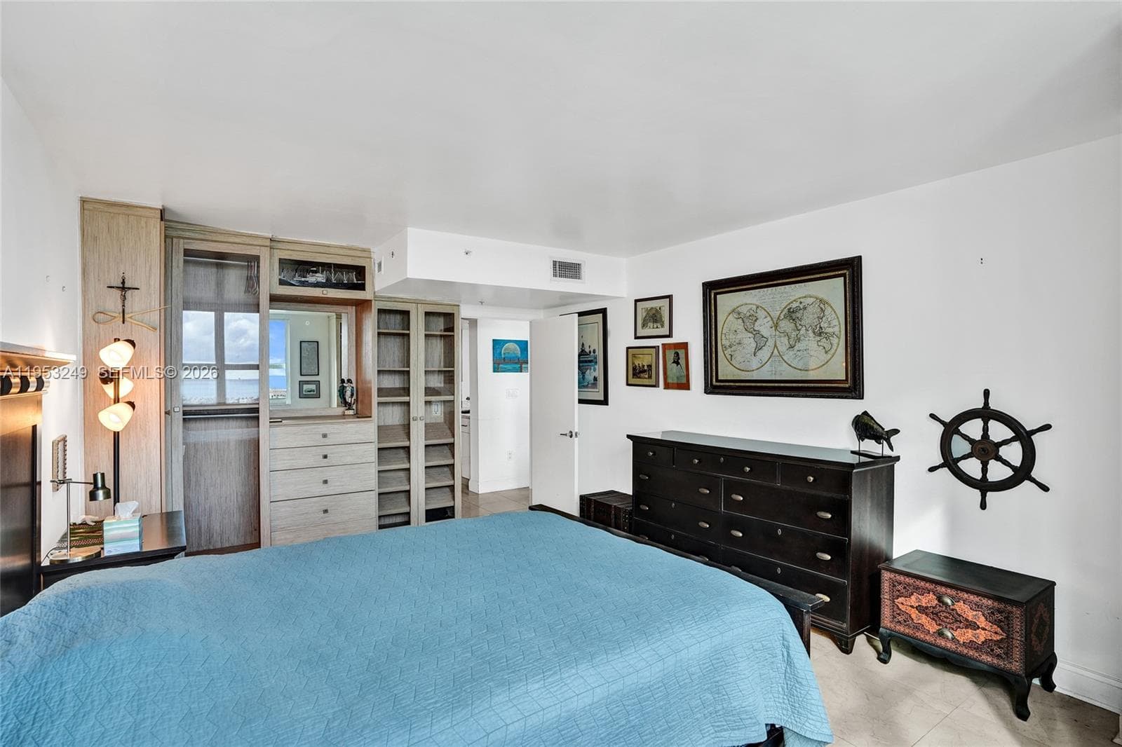 A11953249 — Miami Beach — 20