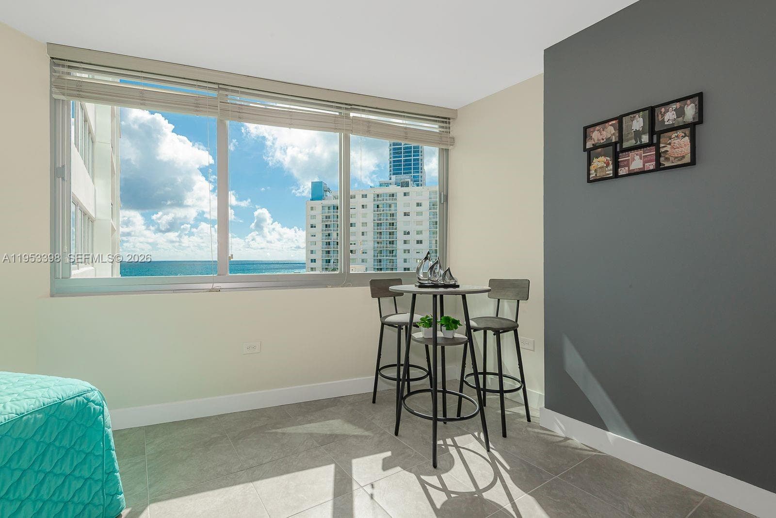 A11953398 — Miami Beach — 7