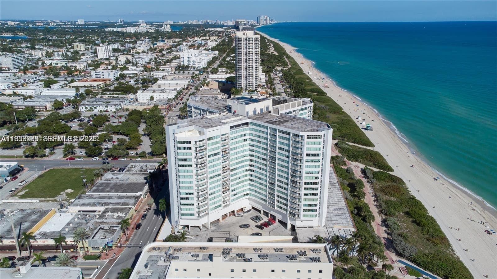 A11953398 — Miami Beach