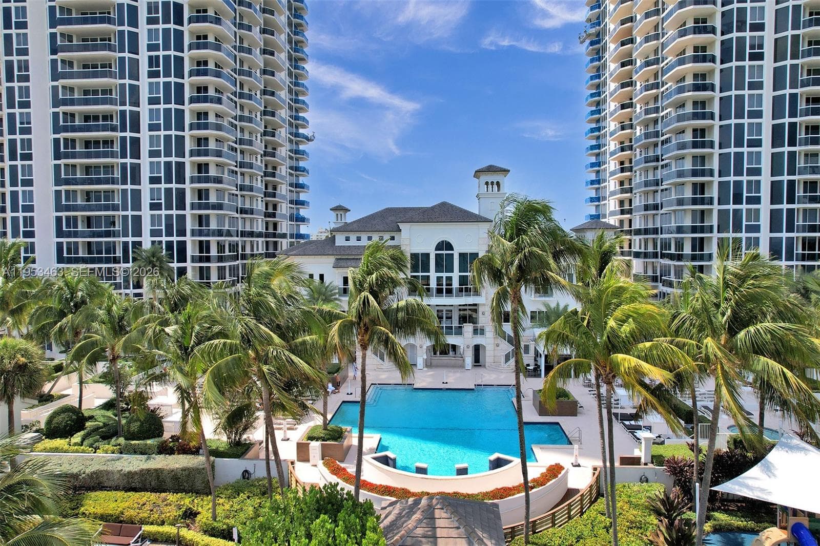 A11953463 — Miami Beach — 38
