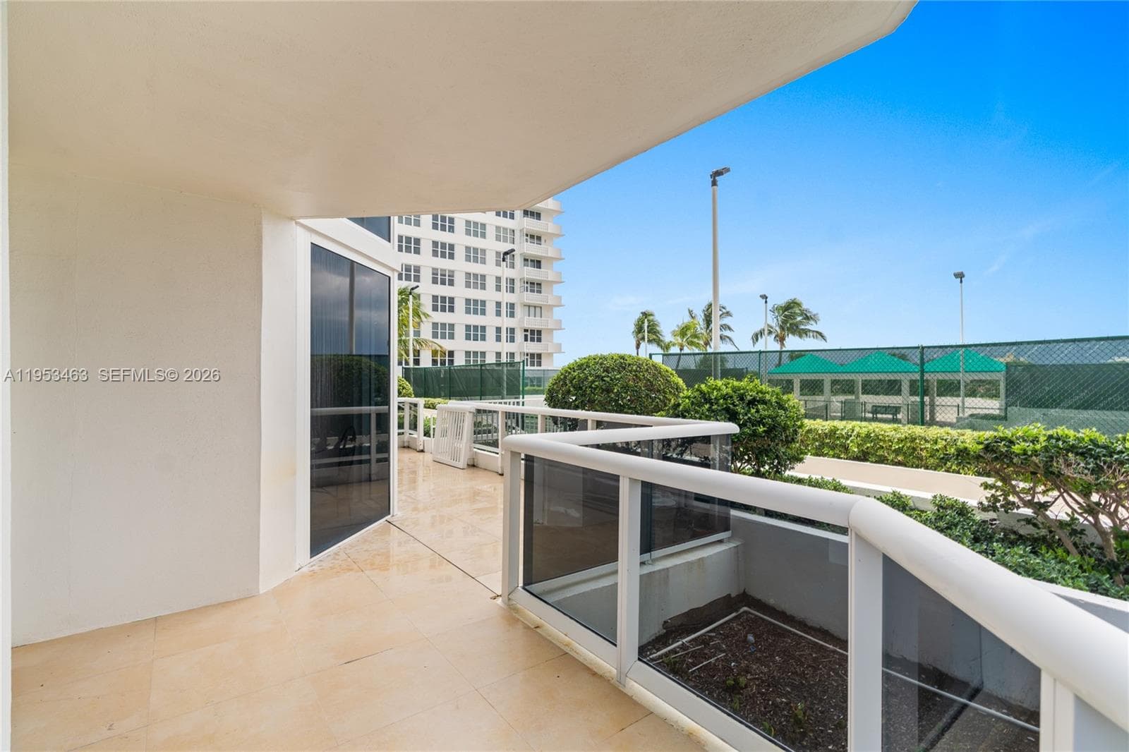 A11953463 — Miami Beach — 8