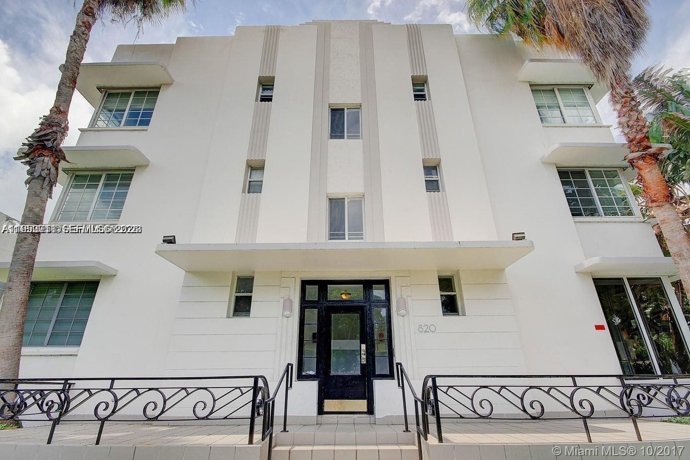 A11953711 — Miami Beach