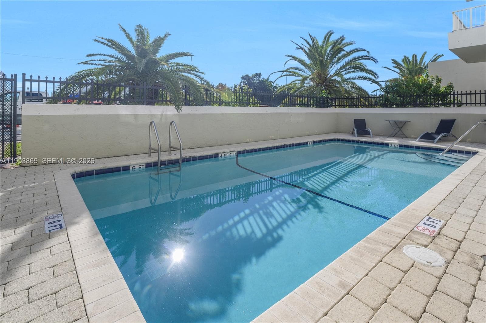 A11953869 — Miami Beach — 17