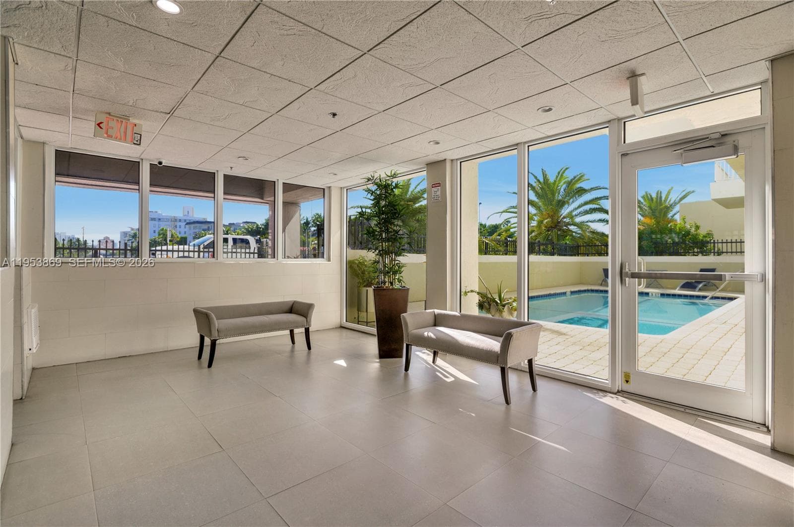 A11953869 — Miami Beach — 16