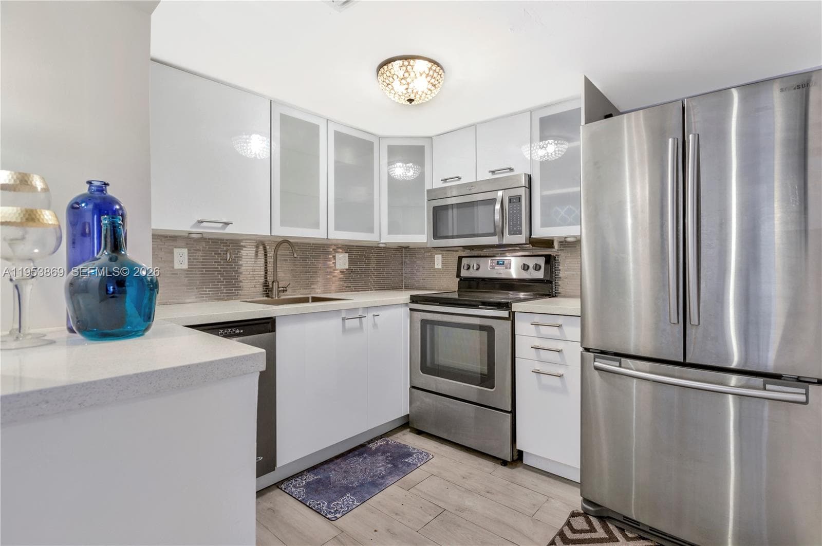 A11953869 — Miami Beach