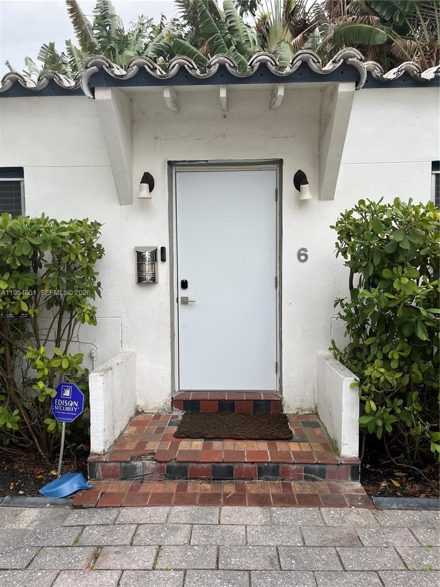 A11954051 — Miami Beach — 3