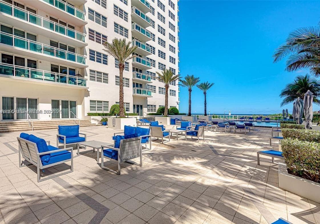 A11954183 — Miami Beach — 18
