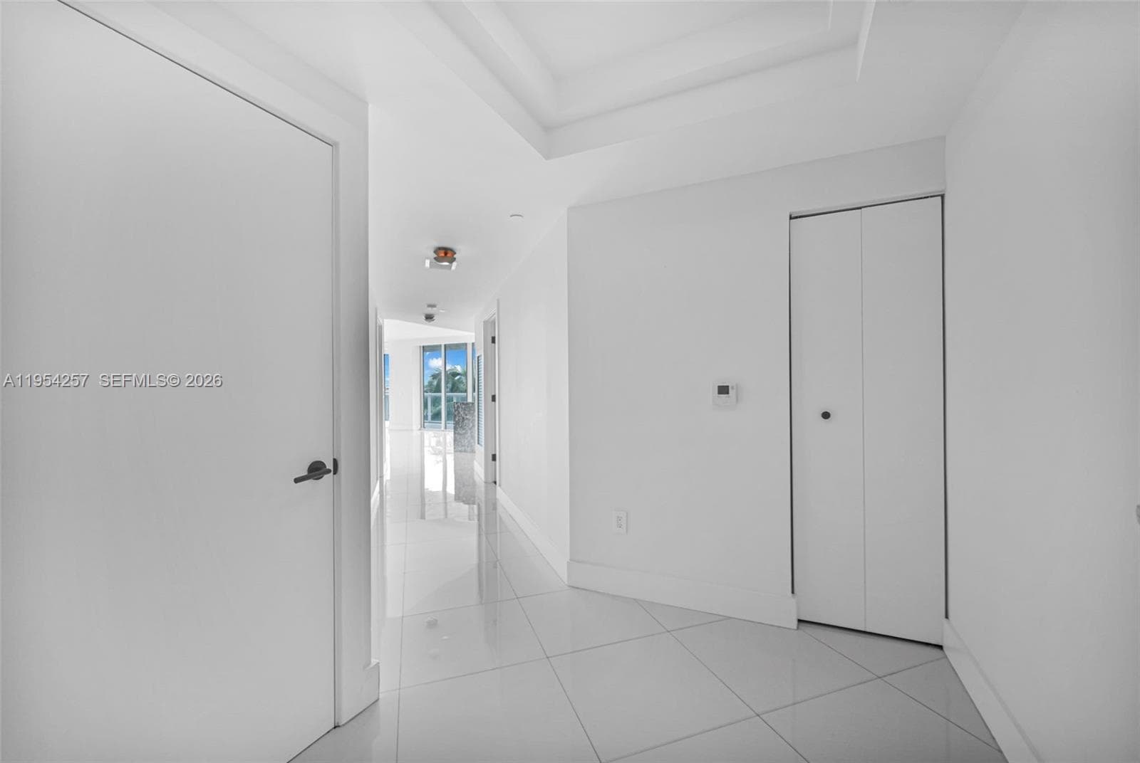 A11954257 — Miami Beach — 26