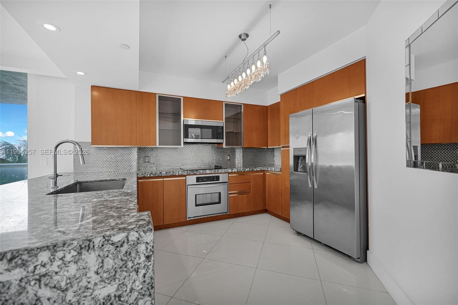 A11954257 — Miami Beach — 4