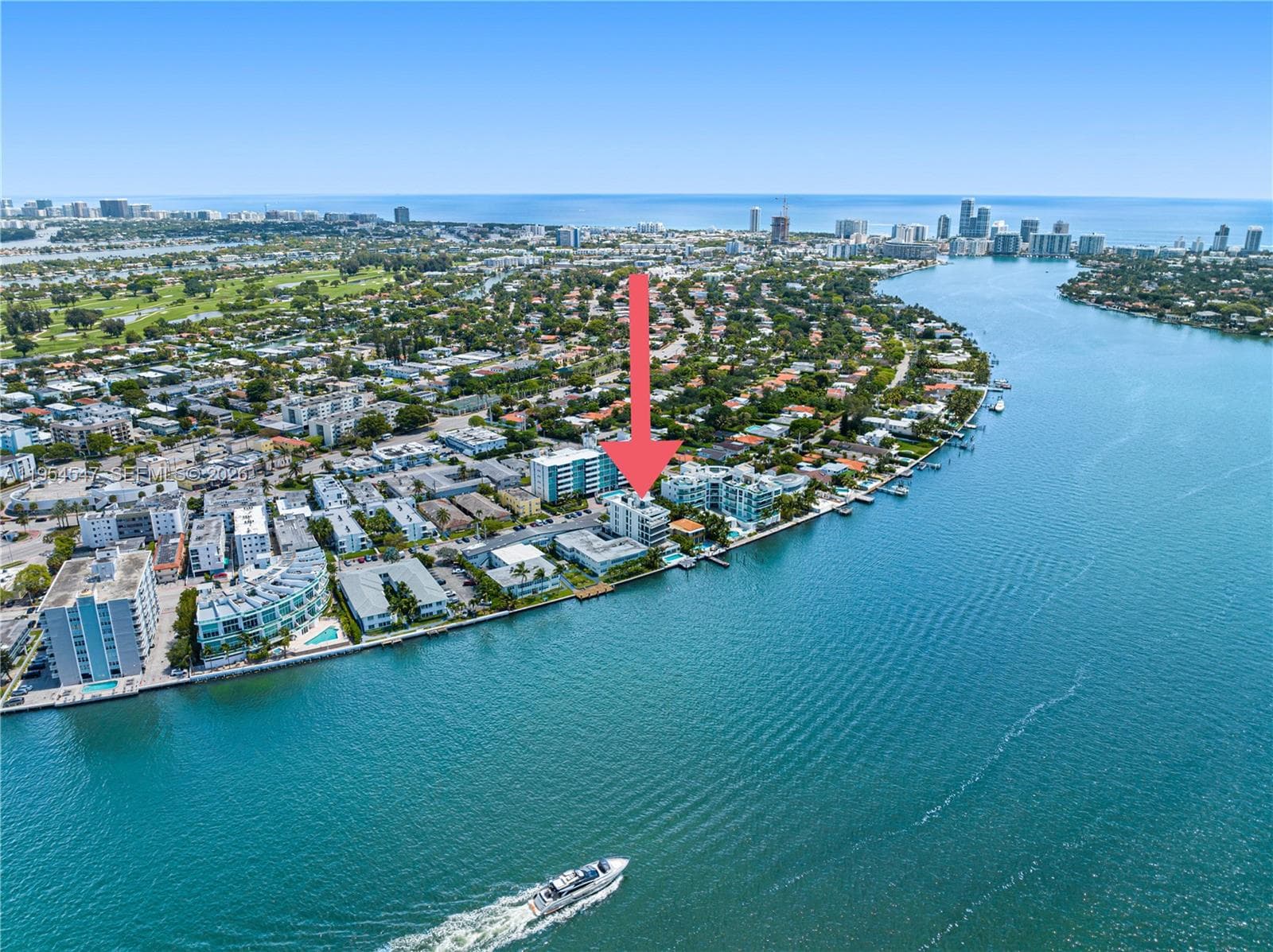 A11954547 — Miami Beach — 25