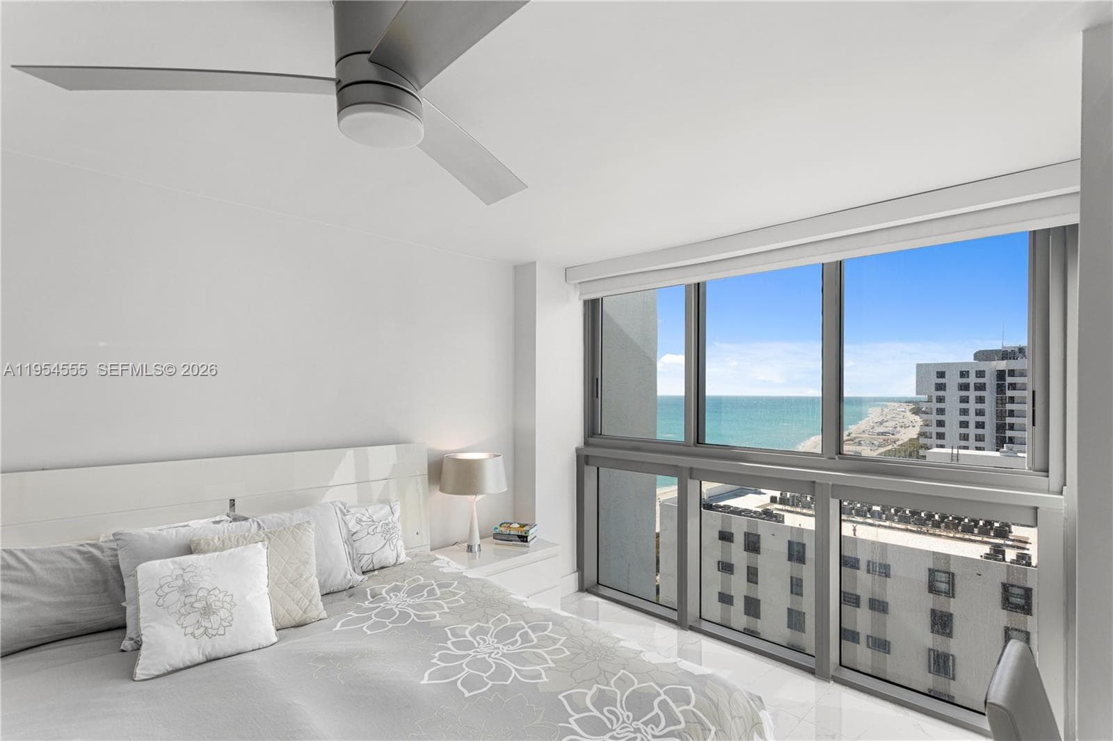 A11954555 — Miami Beach — 17