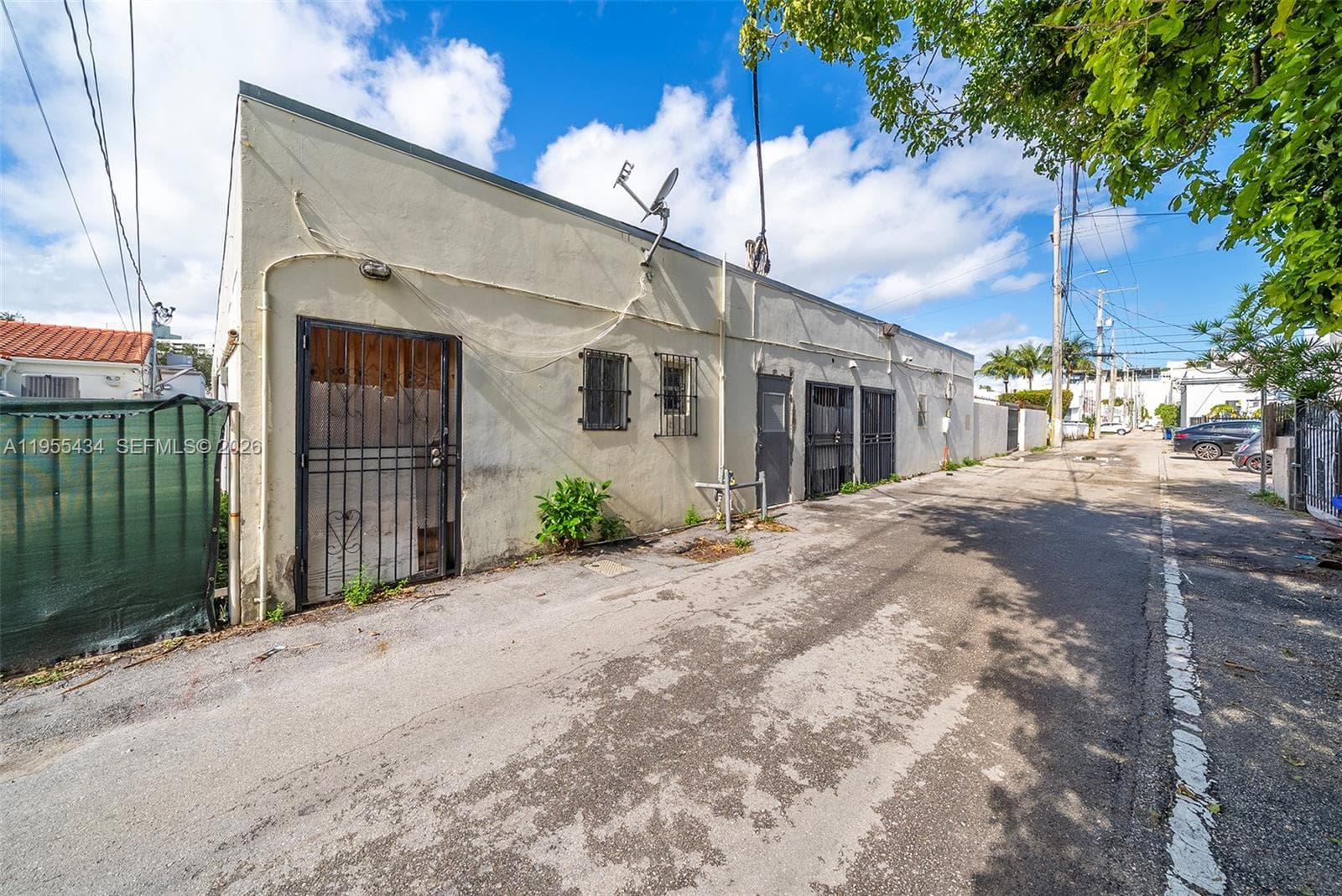 A11955434 — Miami Beach — 25