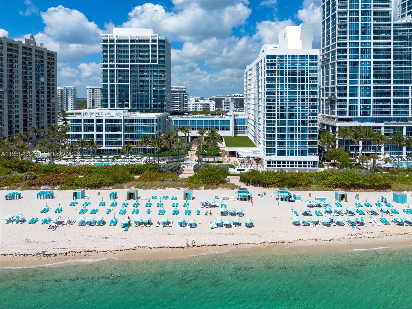 A11955438 — Miami Beach