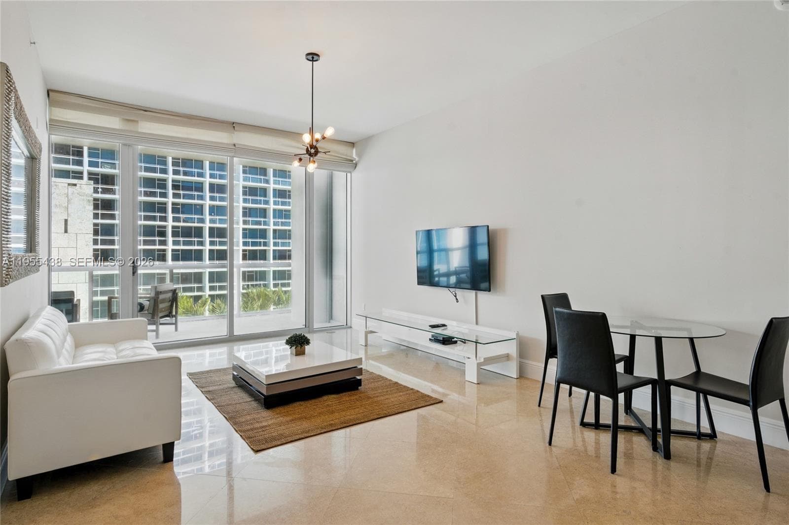 A11955438 — Miami Beach — 19
