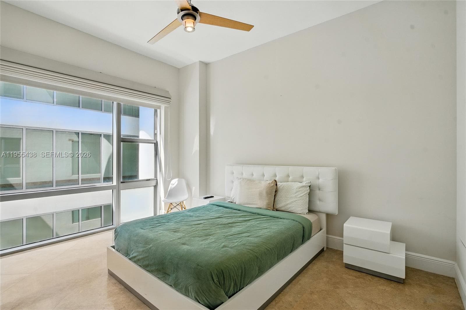 A11955438 — Miami Beach — 29