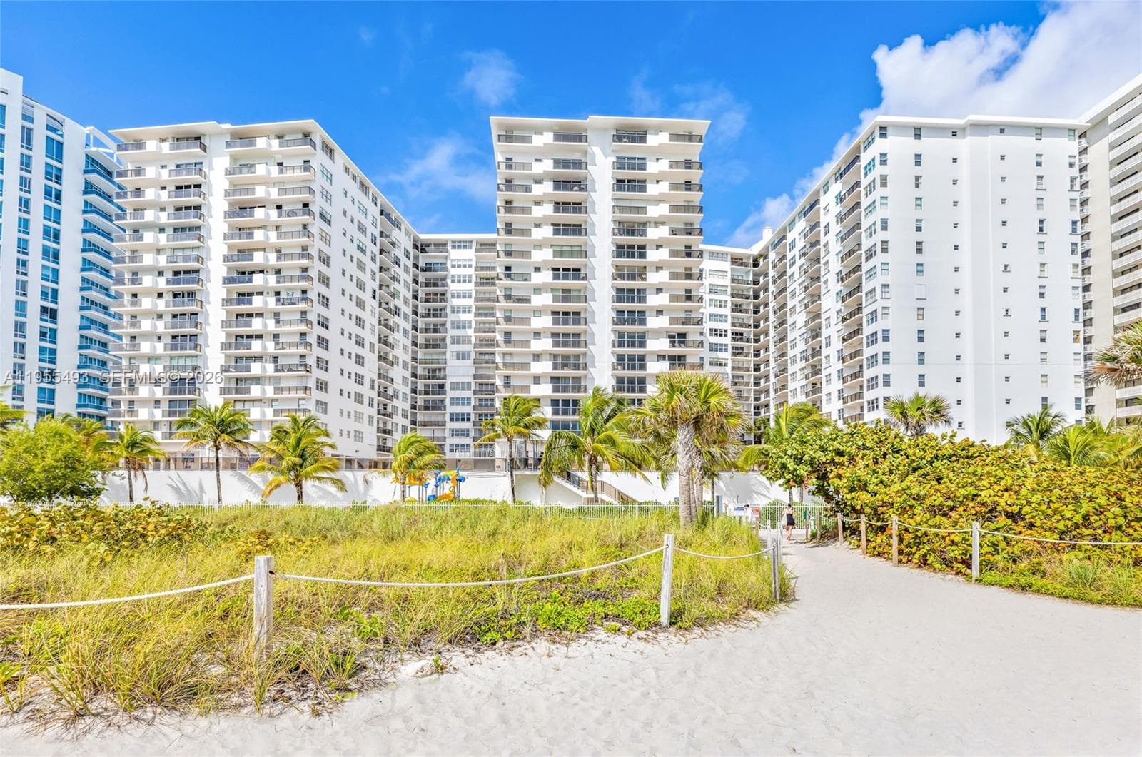A11955493 — Miami Beach — 21