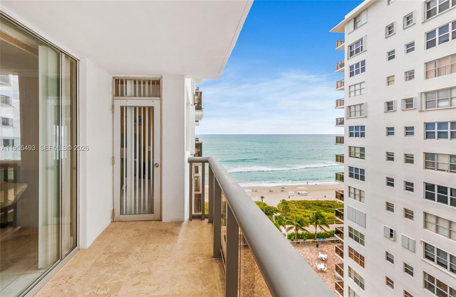 A11955493 — Miami Beach