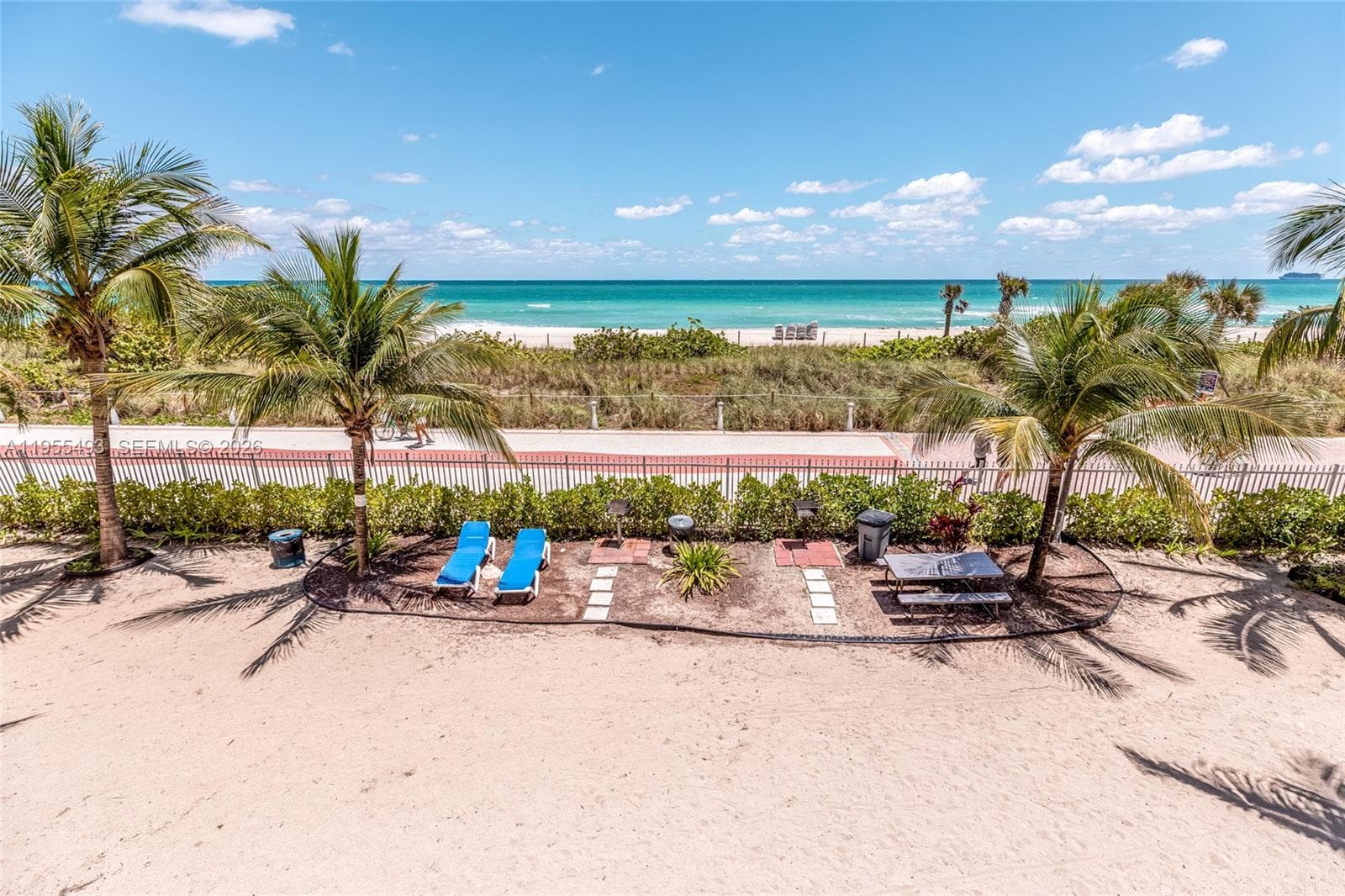 A11955493 — Miami Beach — 27