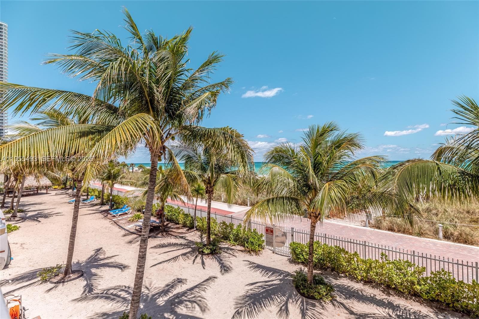 A11955493 — Miami Beach — 29