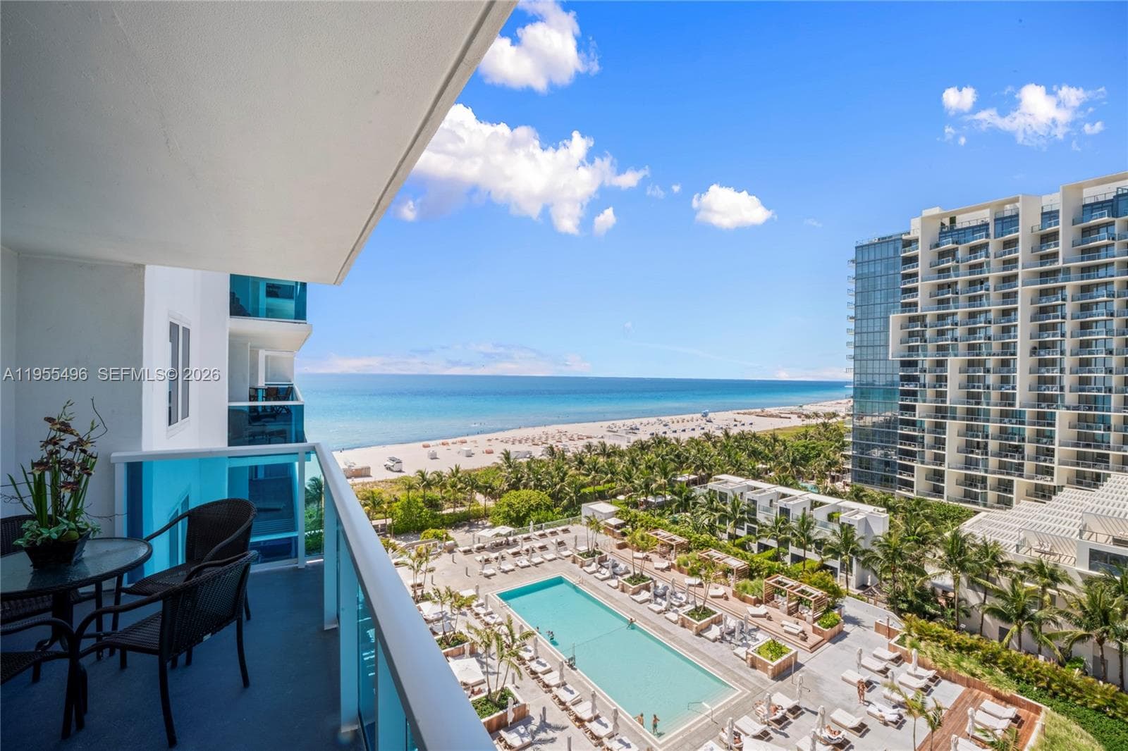 A11955496 — Miami Beach