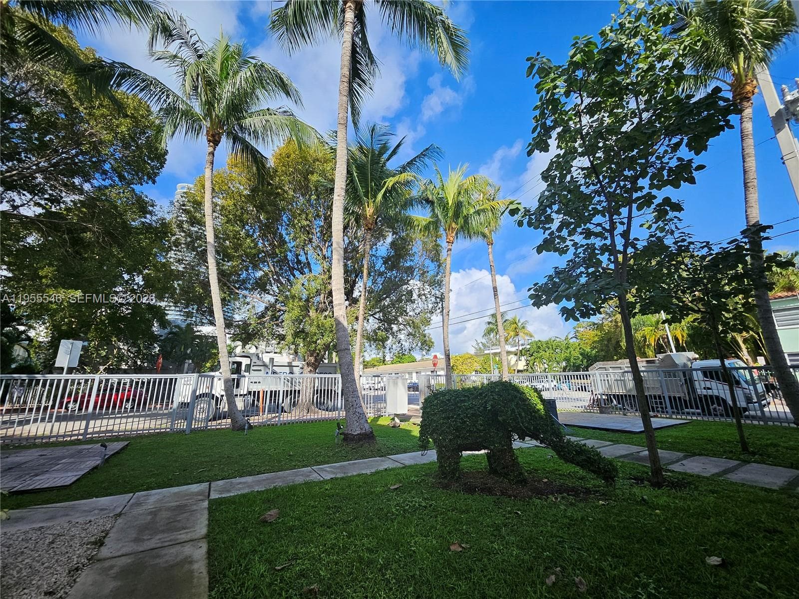 A11955546 — Miami Beach — 37