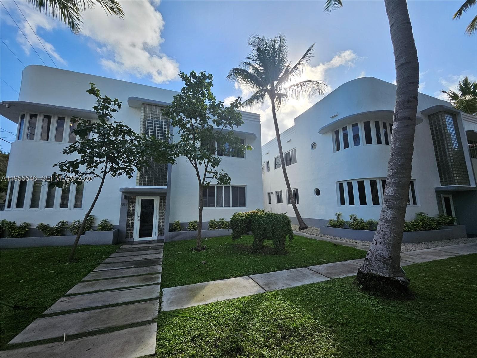 A11955546 — Miami Beach — 29