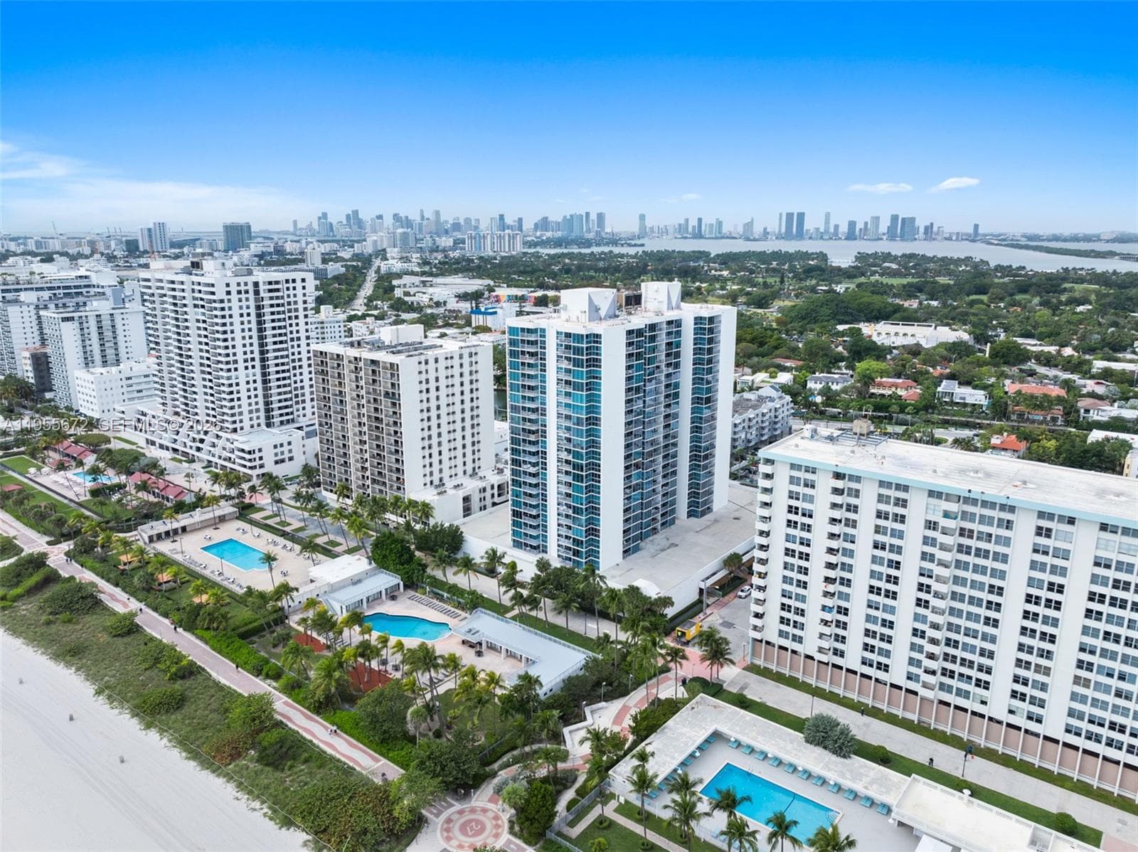 A11955672 — Miami Beach — 17