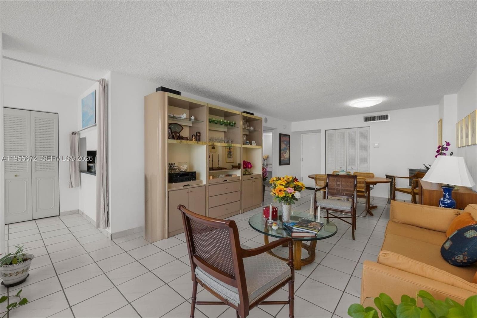 A11955672 — Miami Beach — 8