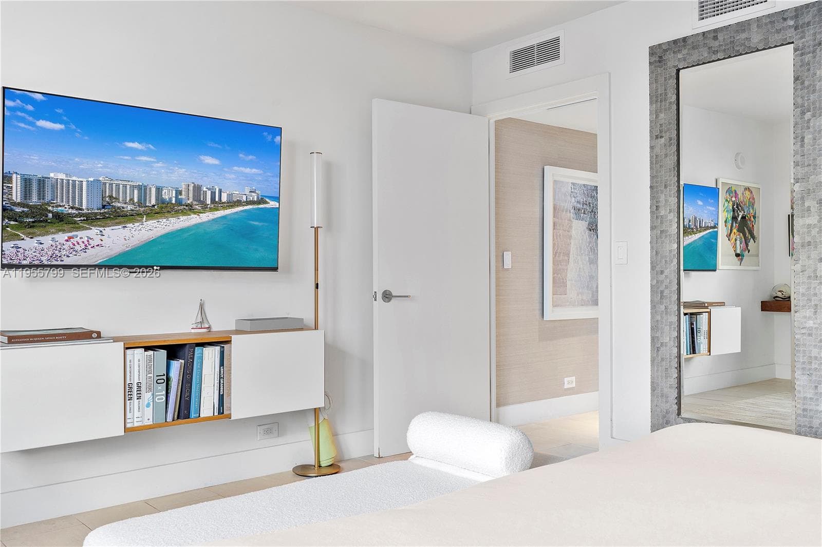 A11955799 — Miami Beach — 25