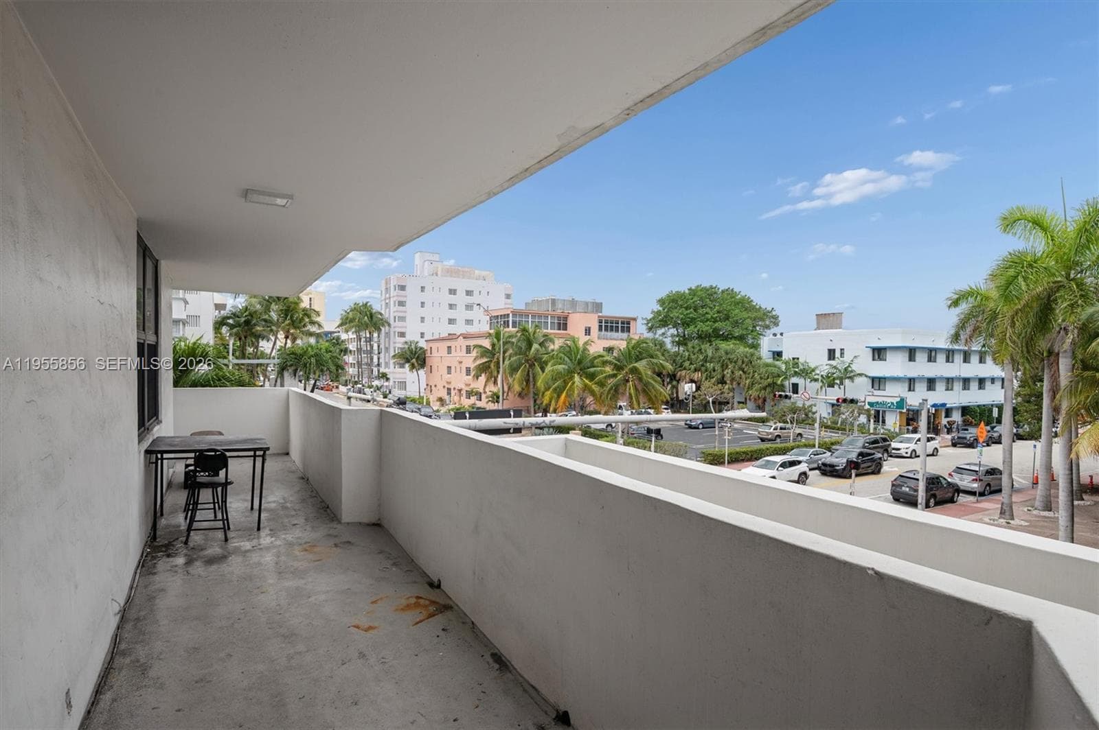 A11955856 — Miami Beach