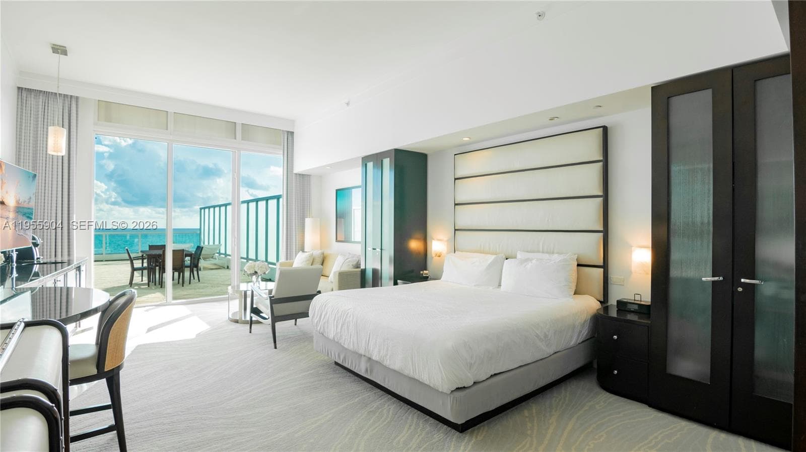A11955904 — Miami Beach — 23
