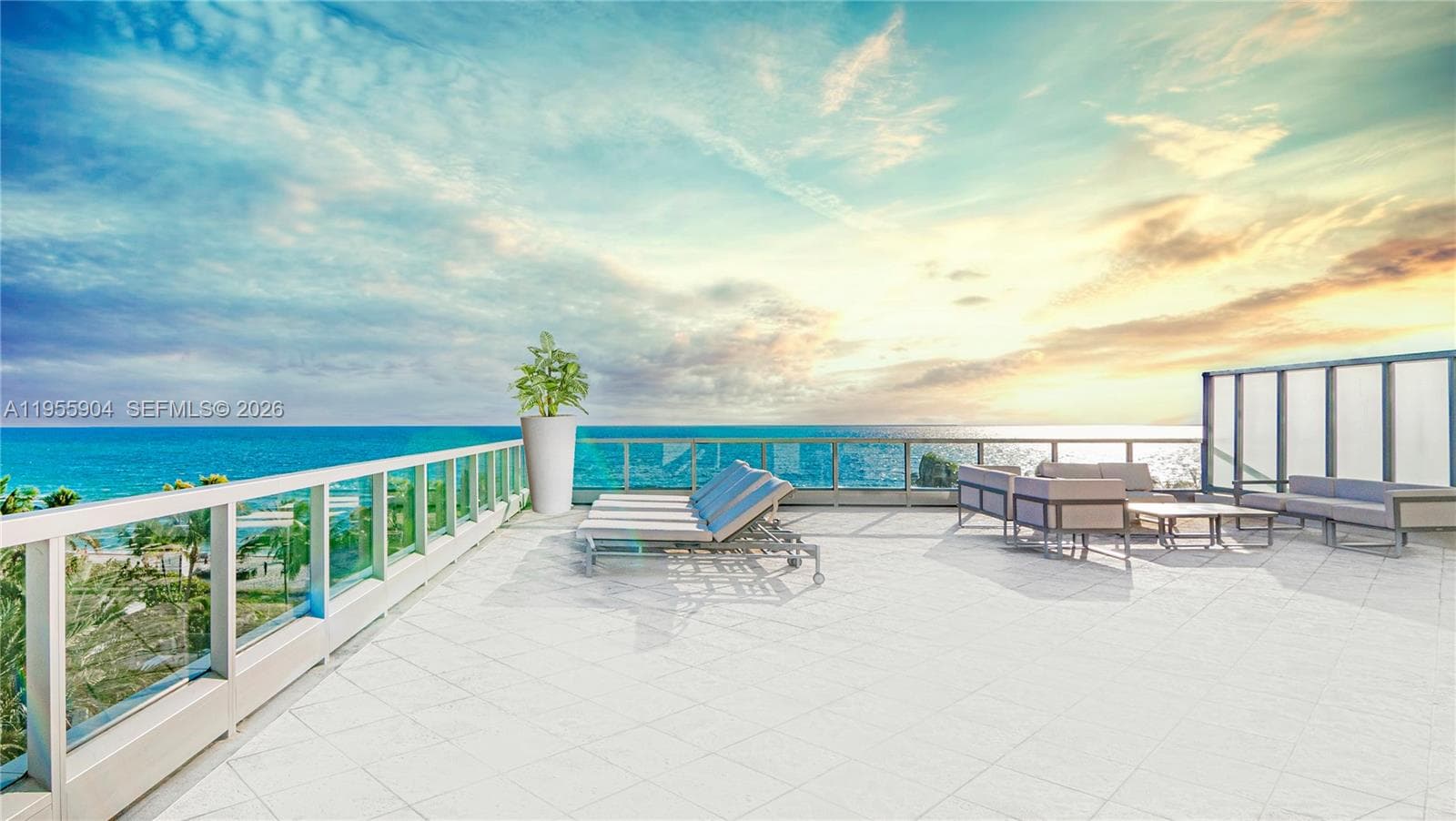 A11955904 — Miami Beach
