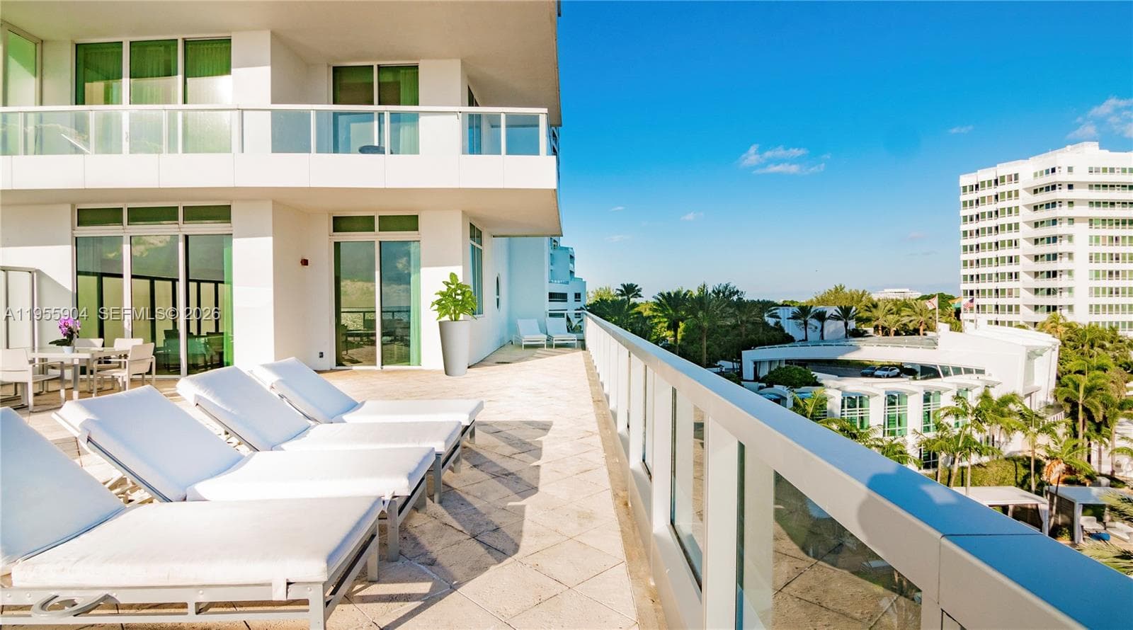 A11955904 — Miami Beach — 5
