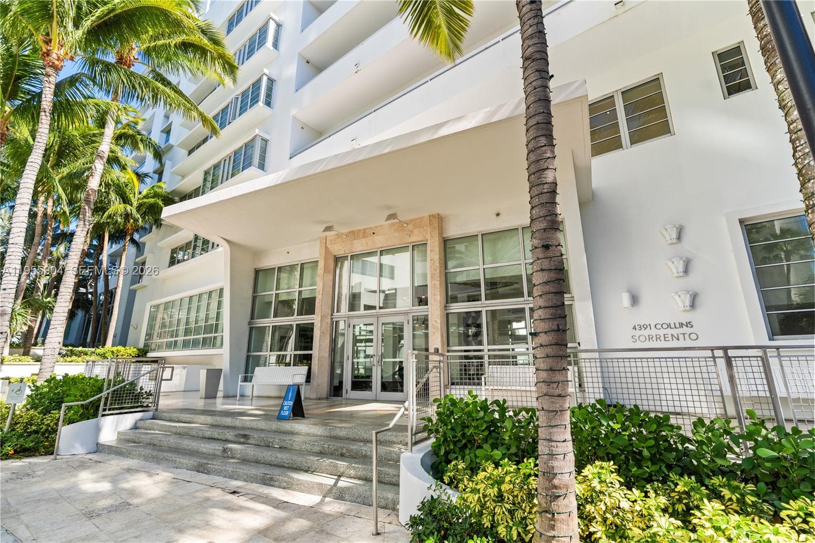 A11955904 — Miami Beach — 34