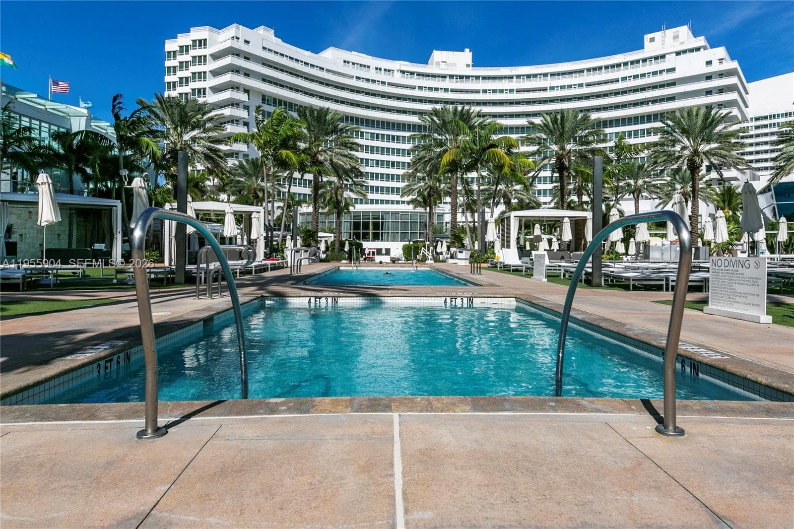 A11955904 — Miami Beach — 54