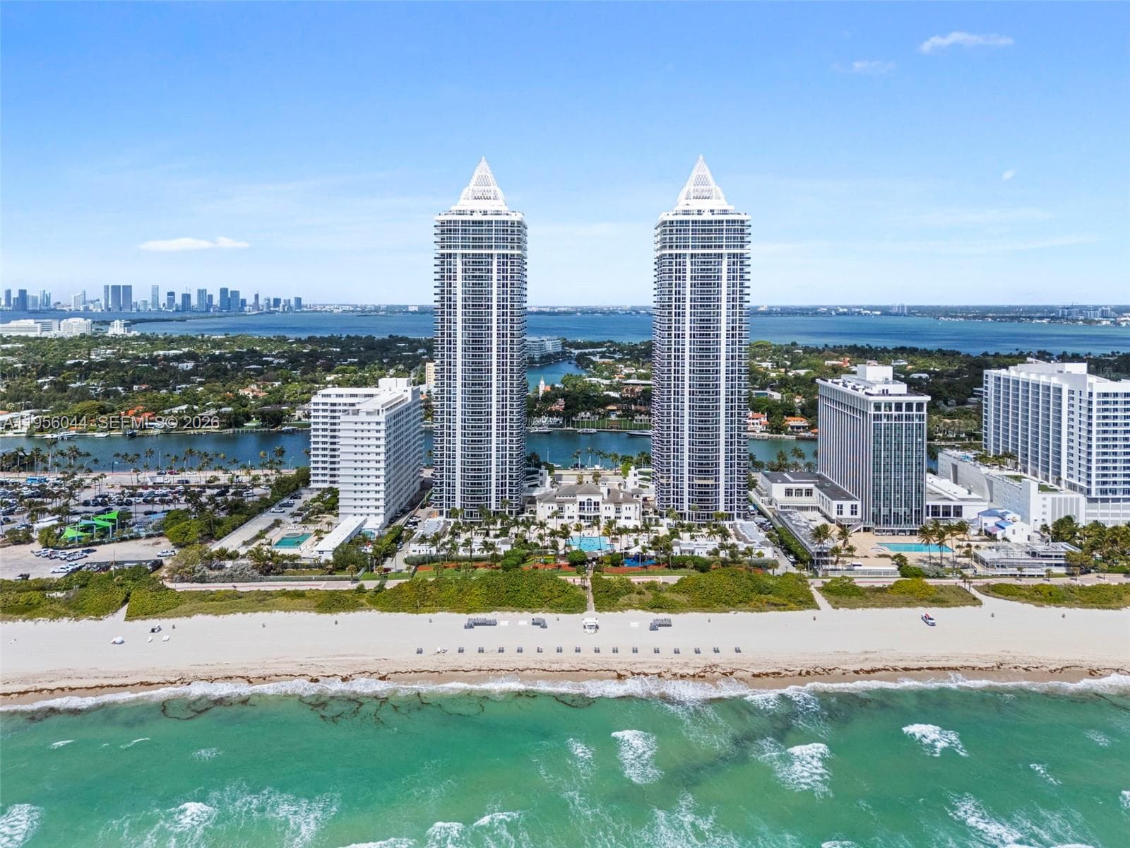 A11956044 — Miami Beach