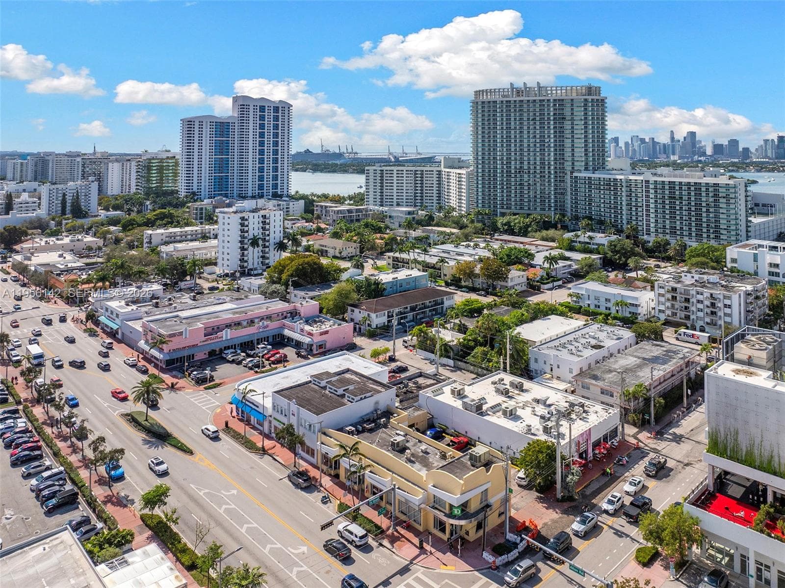 A11956142 — Miami Beach — 17