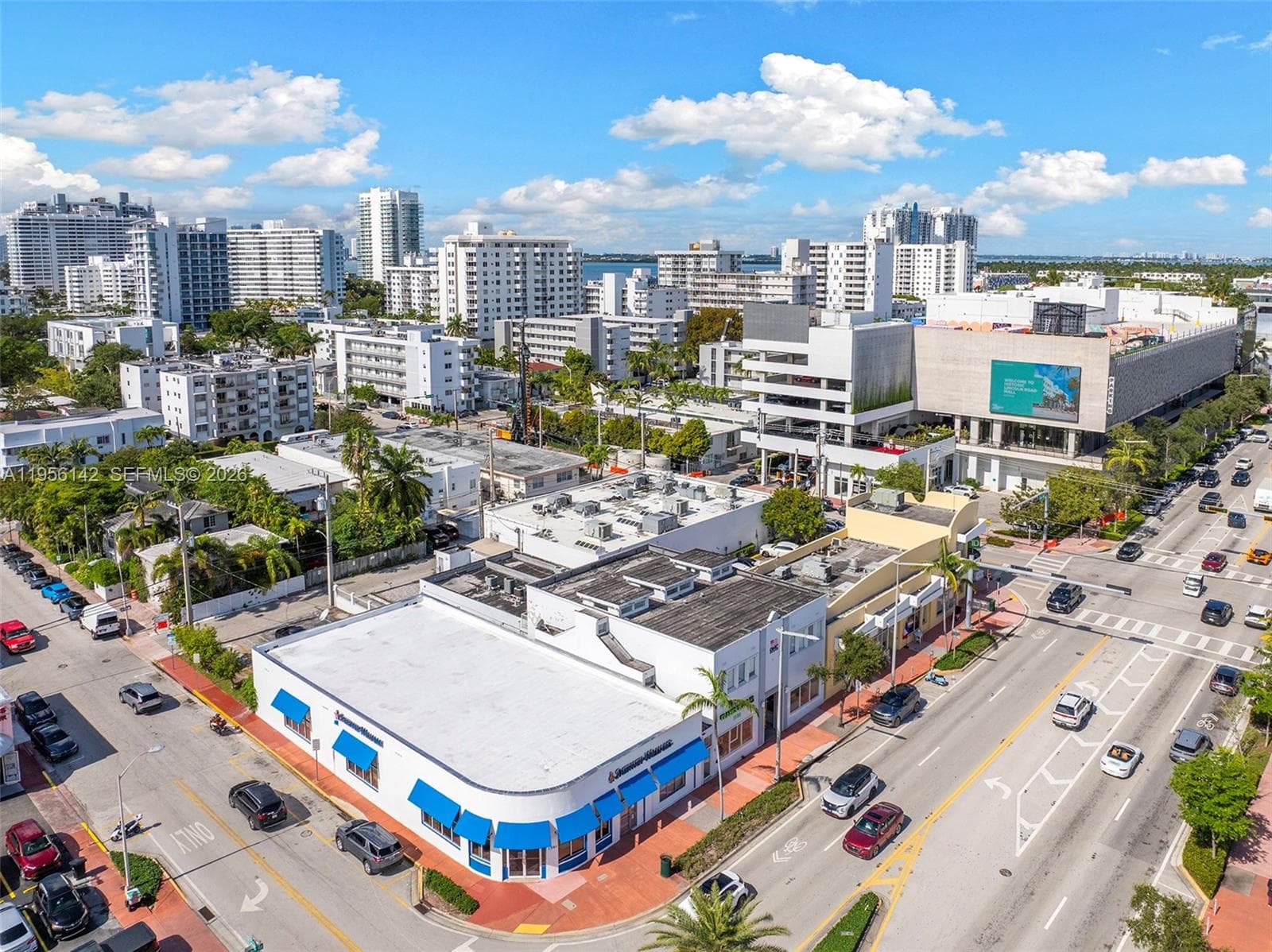 A11956142 — Miami Beach — 22