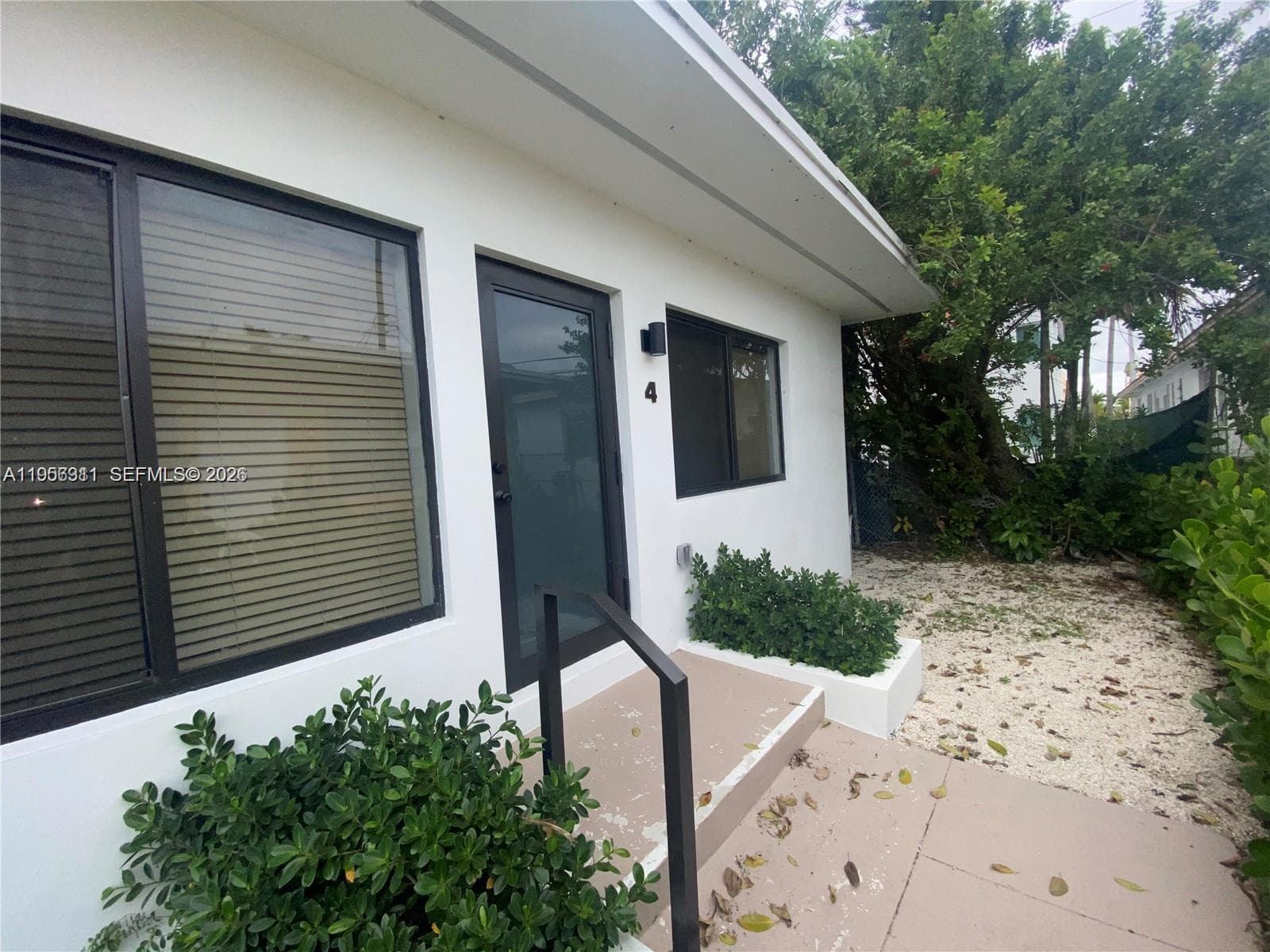 A11956311 — Miami Beach — 2