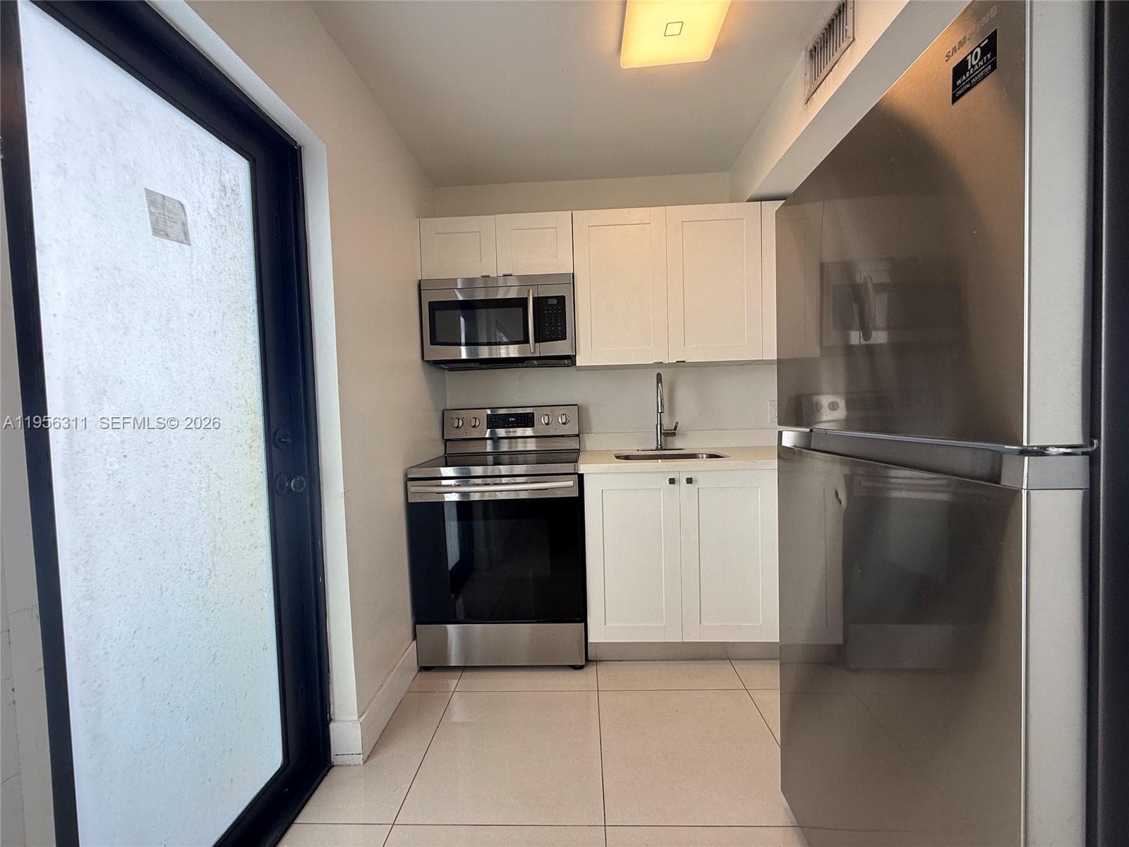 A11956311 — Miami Beach — 26