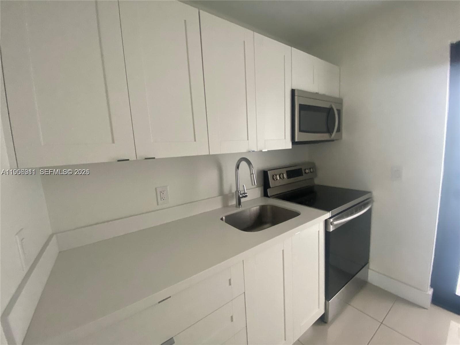 A11956311 — Miami Beach — 7
