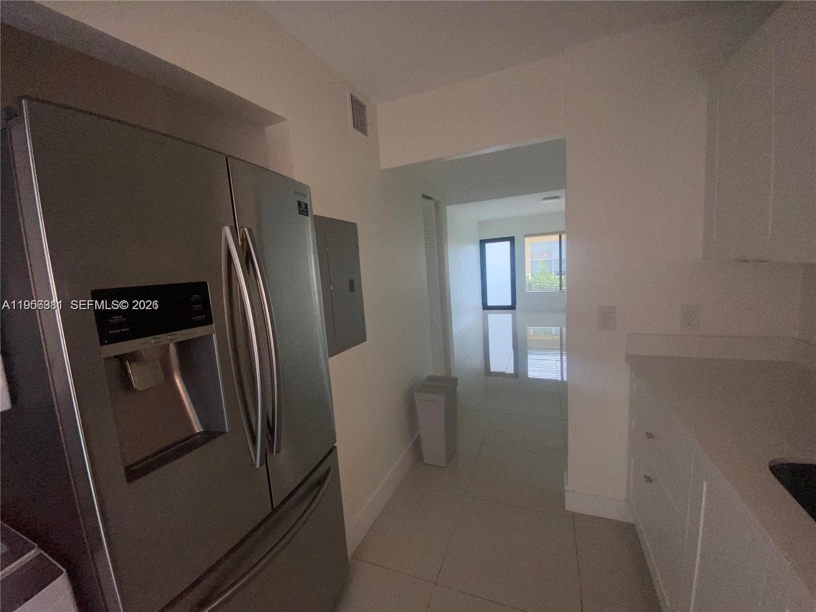 A11956311 — Miami Beach — 9