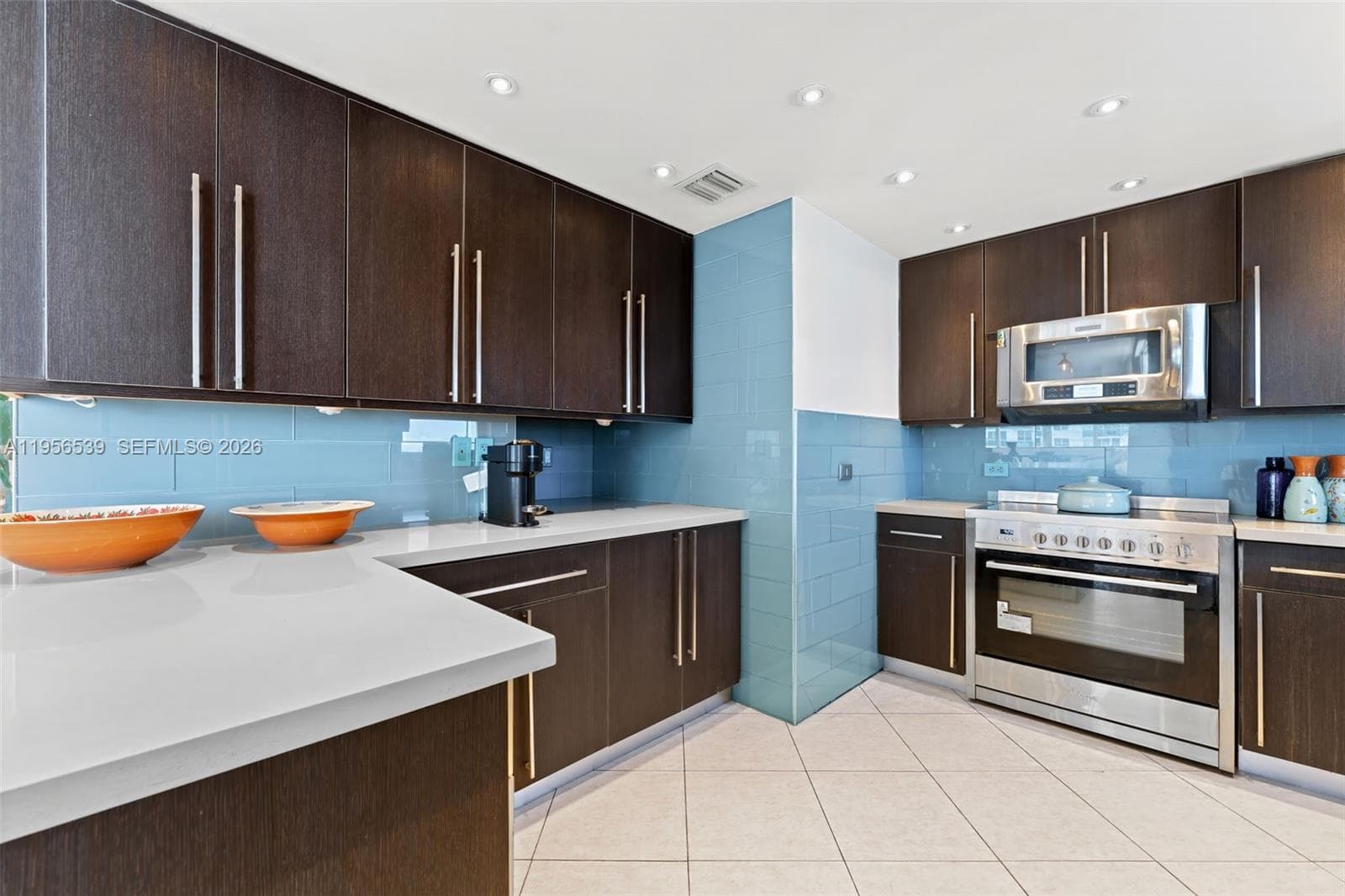 A11956539 — Miami Beach — 6