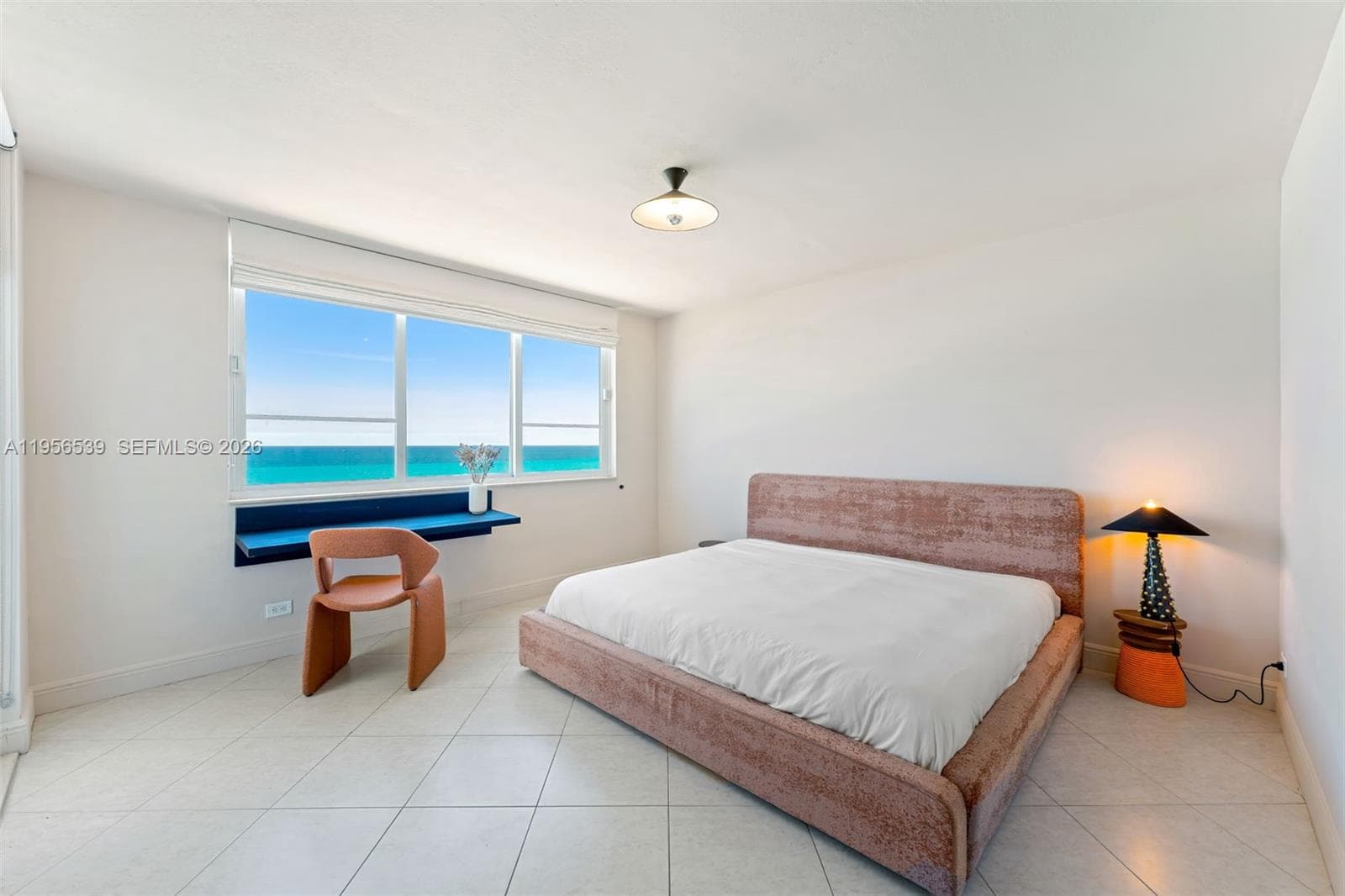 A11956539 — Miami Beach — 12