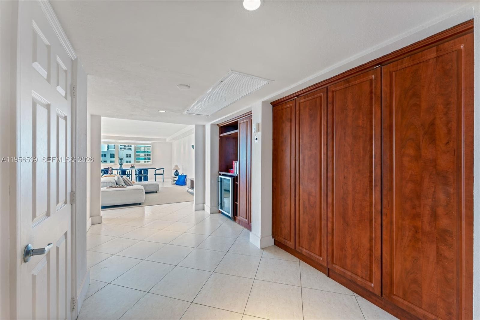 A11956539 — Miami Beach — 8